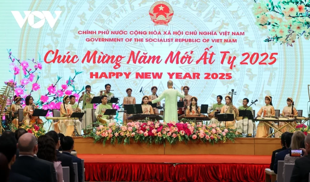 Thủ tướng và Phu nhân chủ trì chiêu đãi Đoàn Ngoại giao nhân dịp Tết Ất Tỵ