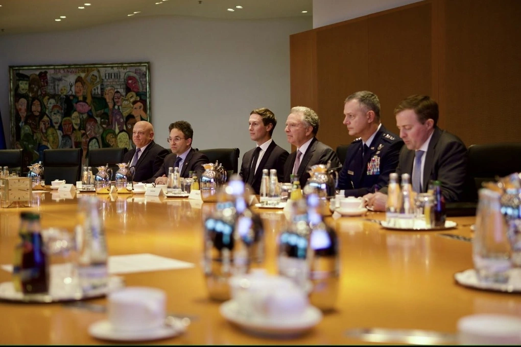 Mỹ và Ukraine đàm phán hơn 5 giờ về kế hoạch hòa bình 20 điểm