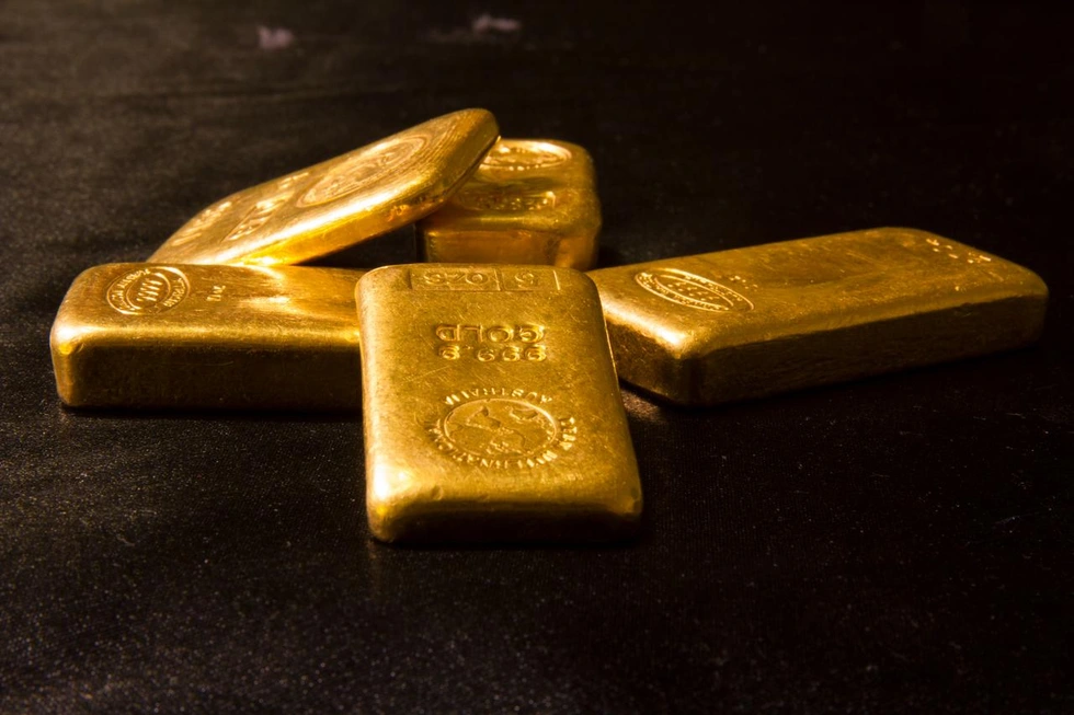 Vàng, bạc nổi loạn và công cuộc vén màn “bóng ma” thao túng giá