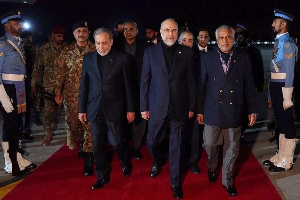 Phái đoàn Iran đến Islamabad, cảnh báo cứng rắn trước đàm phán với Mỹ