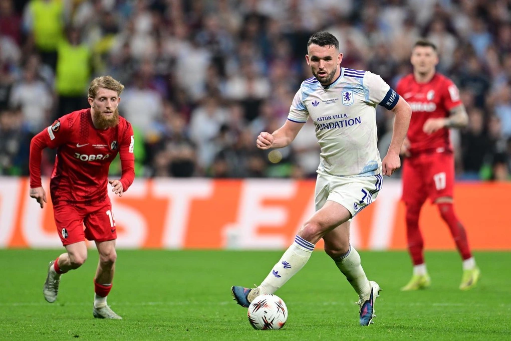 Aston Villa vô địch Europa League, HLV Unai Emery đi vào lịch sử